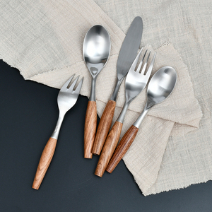 Xách tay thép không gỉ thiết lập dao kéo với tay cầm bằng gỗ cá nhân món tráng miệng muỗng nĩa dao cho nhà hàng - Product Image 5