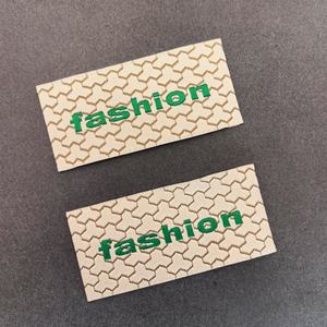 ป้ายผ้าไหมแบบเย็บติดสำหรับกระเป๋าป้ายผ้าทอลายทแยงเป็นมิตรกับสิ่งแวดล้อม - Product Image 2