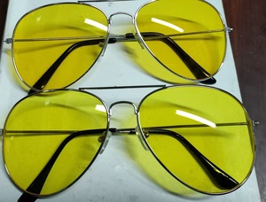<span class=keywords><strong>Gafas</strong></span> de Conducción Nocturna para Seguridad Vial, Visión Nocturna en Clima Niebla, con Lentes Polarizadas Amarillas, Marco Metálico Tipo Piloto, Antideslumbrantes - Product Image 4