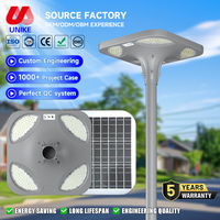 Éclairage solaire extérieur à économie d'énergie, IP65 étanche, 100W, matériau PC, éclairage solaire LED intégré pour parc à thème, place publique