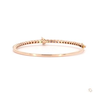 Elegante Brazalete de Diamantes Dorado para Mujer, Clásico, Brillante, Ligero, Cómodo y Estilizado para Uso Diario - Product Image 3