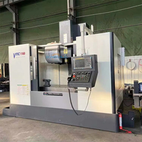 Centre d'usinage vertical de haute précision VMC1160 Fanuc Siemens pour le traitement des moules, fraisage automatique robuste