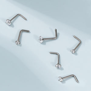 G23 Anneaux de nez en titane massif Anneaux de nez en forme de L en forme de rond étincelant CZ <span class=keywords><strong>Piercing</strong></span> de <span class=keywords><strong>narine</strong></span> Bijoux pour femmes et hommes - Product Image 4