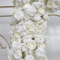 Vente en gros directe usine – Décoration de table et allée de mariage moderne, faite à la main, haut de gamme, avec roses et hortensias artificiels en soie à motifs floraux variés