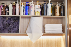 Asciugamano <span class=keywords><strong>per</strong></span> <span class=keywords><strong>parrucchieri</strong></span> <span class=keywords><strong>usa</strong></span> <span class=keywords><strong>e</strong></span> <span class=keywords><strong>getta</strong></span> monouso asciugamano <span class=keywords><strong>per</strong></span> capelli in tessuto non tessuto da barbiere <span class=keywords><strong>per</strong></span> salone di bellezza - Product Image 6