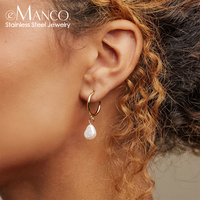 EMANCO Boucles d'oreilles créoles géométriques minimalistes et délicates en acier inoxydable couleur or pour femme, accessoires de bureau/carrière et de fiançailles