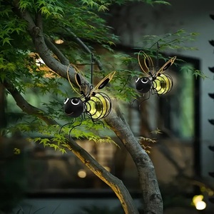 Luces Solares Decorativas para Jardín con Forma de Abeja Metálica, Colgantes para Exteriores, con Resorte Elástico - Luces Solares para Decoración de Jardín - Product Image 4