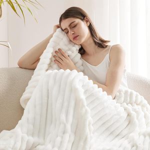 Manta de franela a rayas, manta para sofá, <span class=keywords><strong>mantas</strong></span> acogedoras supersuaves para mujer, bonita manta pequeña de lana para niñas, línea - Product Image 3
