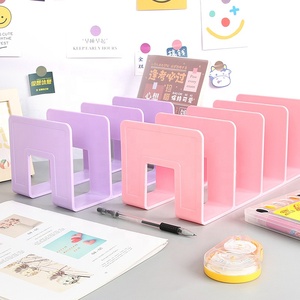 Diskon besar rak buku pembatas buku PP dapat diperbesar pemegang majalah Ujung buku plastik 4 kisi multifungsi warna - Product Image 1