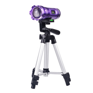 Lampe de pêche T6 LED à lumière bleue rechargeable 10W en alliage d'aluminium, à intensité variable, 6 modes, zoomable - Product Image 4