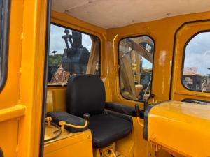 รถดันดิน CAT D7G มือสอง สภาพดีเยี่ยม นำเข้าจากญี่ปุ่น ของแท้จาก Caterpillar พร้อมหัวริปเปอร์ ขาย - Product Image 6