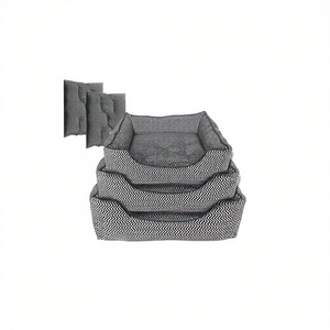 Set di 3 Letti per Cani Yommy, Taglie S M L, Impermeabili e Antiscivolo - Product Image 1