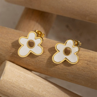 OZE Anting Hoop Bentuk C Desain Bunga Mewah Minimalis Gaya Eropa Amerika dari Baja Tahan Karat dengan Cangkang Alami Vakum
