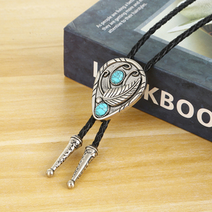 Cravatta a Fiocco in Stile Etnico, Fatta a Mano, Intrecciata, con Cinturino Regolabile Metallizzato per Matrimoni, Compleanni, Feste e Travestimenti - Accessorio di Moda - Product Image 2