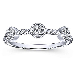 Anello con Cristalli Intrecciati per Donne, Accessorio di Moda Minimalista per Uso Quotidiano - Product Image 3