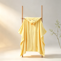 Serviette de Bain à Capuche pour Bébé en Polaire Corail Brodé, Grande Taille, Épaisse, Très Absorbante, Douce et Confortable, Motif Uni, Vente en Gros