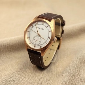 Reloj de pulsera retro para hombre, caja redonda dorada pulida, esfera blanca limpia, correa de cuero genuino, minimalista, informal de negocios, resistente al agua - Product Image 4
