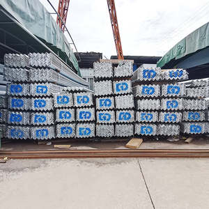 Acier cornière à haute teneur en carbone Q235 SS400 laminé à chaud, de qualité supérieure, à angles égaux et inégaux, fabriqué en Chine, très demandé. - Product Image 5