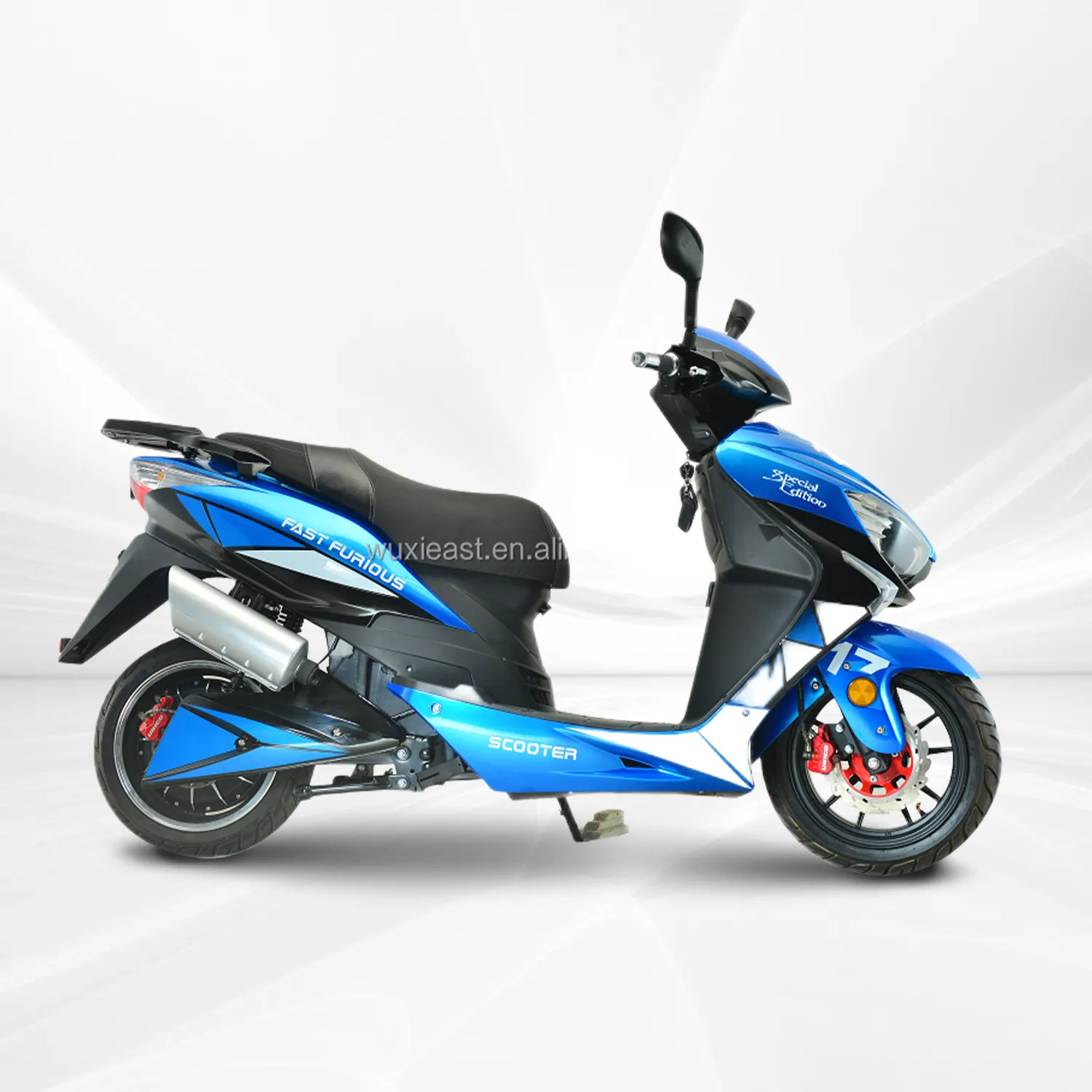 Düşük fiyat toptan elektrikli Scooter 2000W yetişkin sıcak satış 48v elektrikli motosiklet