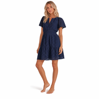 Robe Courte Femme Unie en Dentelle Brodé à Œillets, Manches Courtes Volantées, Col V Cranté, Taille Smockée, Ourlet Volanté, Décontractée, Été, OEM ODM