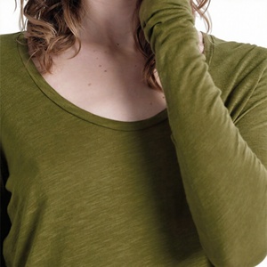 Camiseta de Manga Larga con Cuello Redondo para Mujer, Calidad Premium, Ligera, Básica, Informal, Fabricante OEM, Marca Privada, Venta al Por Mayor - Product Image 4