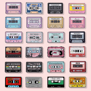 เข็มกลัดติดเครื่องหมายเพลง25สไตล์วินเทจและนักร้องยุโรปอเมริกา - Product Image 2