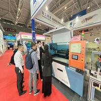 Machine de découpe laser CO2 professionnelle 1200*600 pour matériaux d'isolation électronique et traitement de mousse EVA 3M