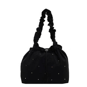 Sac fourre-tout bohème en toile fraîche pour femme, sac à bandoulière plissé uni d'été, pochette pour téléphone, style carré horizontal - Product Image 3