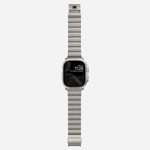 Accessori da uomo Smart <span class=keywords><strong>Watch</strong></span> cinturino magnetico in acciaio al titanio per <span class=keywords><strong>apple</strong></span> Iwatch S9 /<span class=keywords><strong>apple</strong></span> <span class=keywords><strong>ultra</strong></span> 42/44/45/49mm cinturino - Product Image 6
