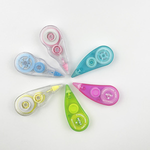 Cinta Correctora Portátil Mini, Diseñada para la Comodidad y Conveniencia de los Estudiantes - Product Image 6