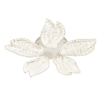 Lampe suspendue LED moderne nordique en forme de fleur avec base en métal, lumière blanc chaud, indice de protection IP33, pour chambre à coucher
