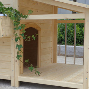 בית כלוב כלבים עץ לחיות מחמד תבנית מוצקה עם מרפסת בית כלב אלגנטי ומסוגנן - Product Image 4