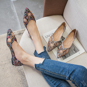 Taglia personalizzata 34-43 etnico retrò stampato <span class=keywords><strong>Ballerina</strong></span> piatto punta a punta vestito scarpe basse donna Casual rivetti scarpe - Product Image 4