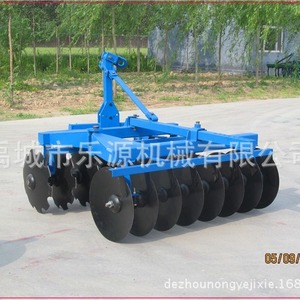 Arado de Discos para Cultivo Agrícola de 2 Filas, Rojo, Alta Productividad, para Uso con Tractor - Product Image 2