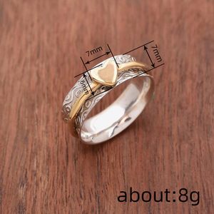 Anello con Design Geometrico a Cuore Bicolore Stile Vintage per Donne - Product Image 5