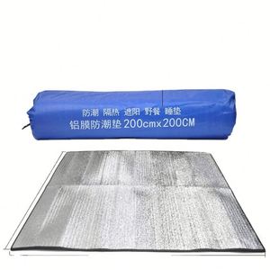 Manta de camping de aluminio con aislamiento de espuma, colchoneta térmica para acampar, reflectante del calor para tiendas de campaña al aire libre - Product Image 1