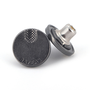 RichButton Logo personnalisé en alliage de zinc métal Jeans bouton vente en gros d'usine avec des techniques de placage pour les vêtements - Product Image 1