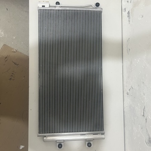 Parti di Ricambio per Camion Sinotruck Howo, Gruppo Radiatore Condensatore per Aria Condizionata 712W61942-0642 - Product Image 1