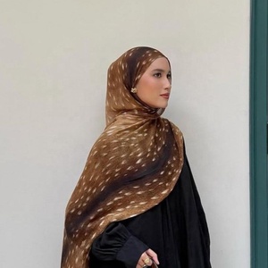 Écharpe longue personnalisée en satin de coton polyester imprimé, chaude, quatre saisons, style arabe, Moyen-Orient, turc, musulman, pour femme, collection 2026 - Product Image 3