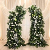 Arche florale élégante pour mariage, rangée de roses artificielles pour décoration de scène extérieure, toile de fond de mariage, décoration d'événements