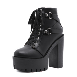Bottines à talon compensé en cuir verni noir personnalisées avec logo CHENO pour femmes - Product Image 3