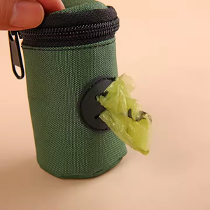 Venta al por mayor caliente de mascotas al aire libre perro bolsa de caca dispensador recolector de caca multicolor opcional personalizable - Product Image 4