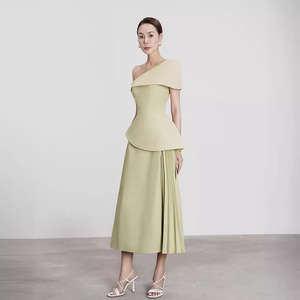 Negozio di marca di moda donna 2024 plissettato lungo elegante abito Casual estivo pieghettato in tinta unita abbigliamento femminile con decorazione cava - Product Image 2
