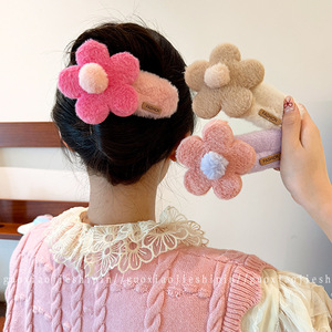 Autumn and winter <b>flower</b> plush hairpin female hairpin <b>sweet</b> and cute clip hairpin headdress - Product Image 3