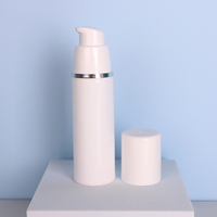 Spot de gros 15ml 30ml 50ml Fine PP blanc bouteille de lotion sous vide, bouteille de lotion sans air avec fil d'argent