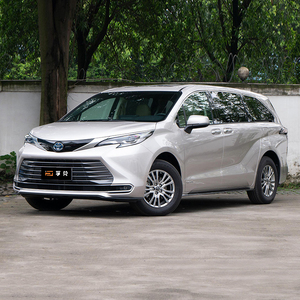 Para <span class=keywords><strong>Toyota</strong></span> <span class=keywords><strong>Sienna</strong></span> 2.5L Híbrido Eléctrico MPV de 7 Asientos, Vehículo Automático de Alta Velocidad, Económico y de Nueva Energía con Puerta Lateral Deslizante - Product Image 2