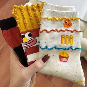 <span class=keywords><strong>Chaussettes</strong></span> à frites amusantes à texture 3D Conception personnalisée Tricot décontracté Mignonnes filles Coton Confortable Respirant Mid Tube <span class=keywords><strong>Chaussettes</strong></span> - Product Image 3