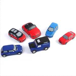 Voiture en mousse PU avec logo personnalisé Balle anti-stress SUV Jouet anti-stress pour la promotion de jouets pour enfants voiture