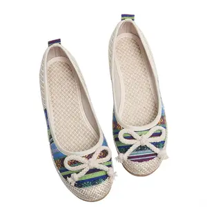 Nieuwe Stijlen Aankomst Groothandel Mary Jane Schoenen Vrouw Casual Slip-On Canvas Traditionele Loafers Lage Prijs Export Grote Maat 42 Goedkoop