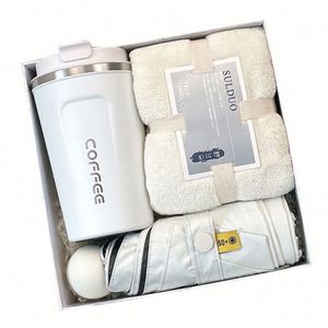 Boîtes cadeaux personnalisées à prix compétitif, cadeaux de remerciement uniques, cadeaux de mariage, souvenirs de luxe pour les invités - Product Image 1